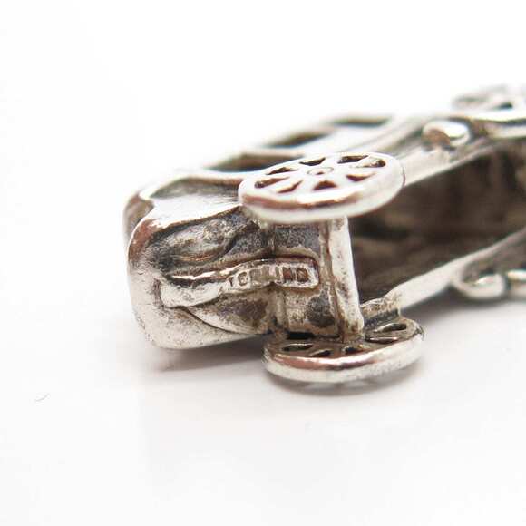 925 Sterling Silver Vintage Carriage Charm Pendant - Picture 7 of 7